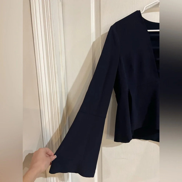 Intermix Women Blue Long Sleeve - Picture 4 of 8